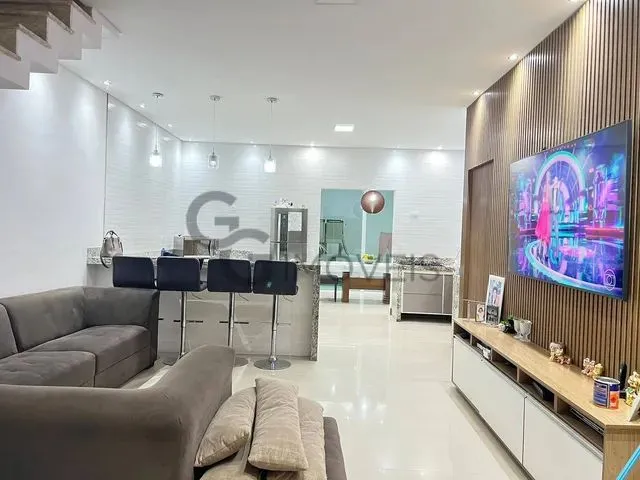 Imagem: Casa/Sobrado com 3 Quartos, 135M²