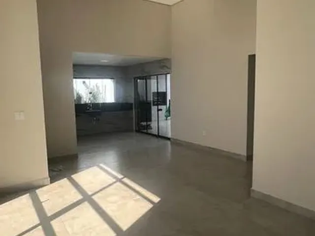 Imagem 3: Casa em Arniqueiras 3 Suítes Condomínio