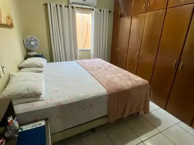 Imagem 2: Vendo Casa de 4 Quartos no Cpa III