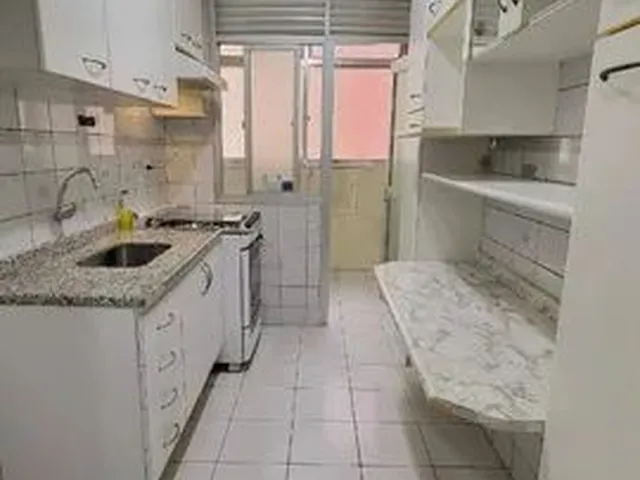 Imagem: O apartamento possui 3 Dormitórios, 1 Banheiro, 1 Vaga na