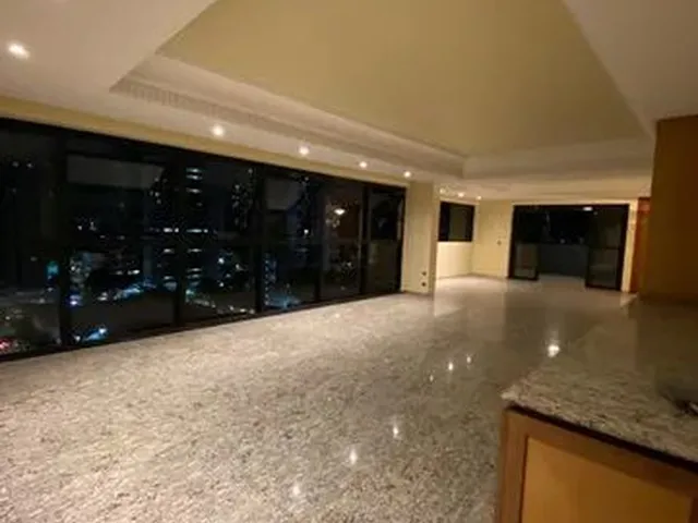 Imagem 1: Pv- Oportunidade no Espinheiro com 201 Metros e 4 Quartos