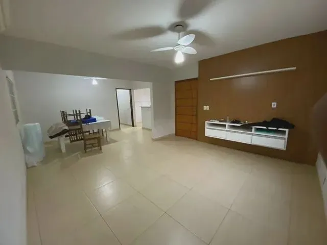 Imagem 2: Casa para Venda Possui 158 Metros Quadrados com 3 Quartos em Arembepe (Abrantes)