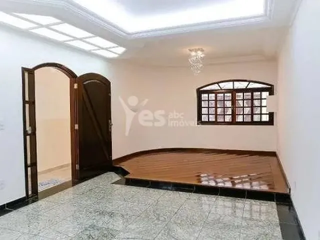 Imagem: Cód. 13717 - Casa com 04 Dormitórios
