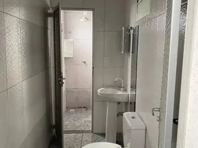 Imagem 10: Apartamento para Alugar, no Alvorada2 Via Principal, Av: J, com 3 Quartos e Estacionamento