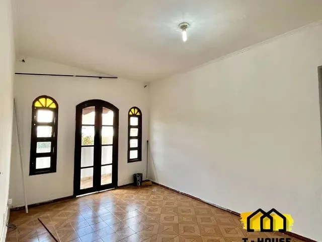 Imagem: Casa para Aluguel e Venda com 200 Metros