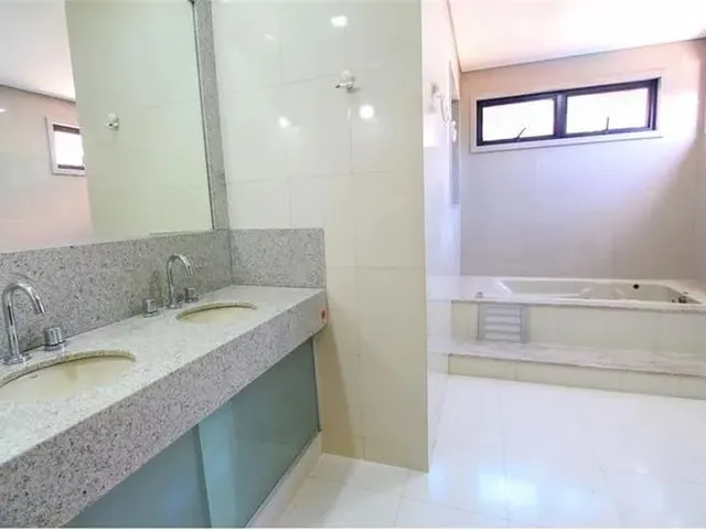 Imagem 14: Shin Qi 10 Lago Norte Casa Reformada 5 Quartos Sendo 3 Suítes