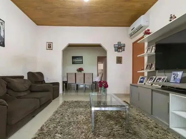 Imagem: Linda Casa Conj. Jardim de Versalles Toda