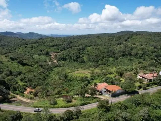 Imagem: A Casa Antiga em Área Nobre de Mulungu-Ce