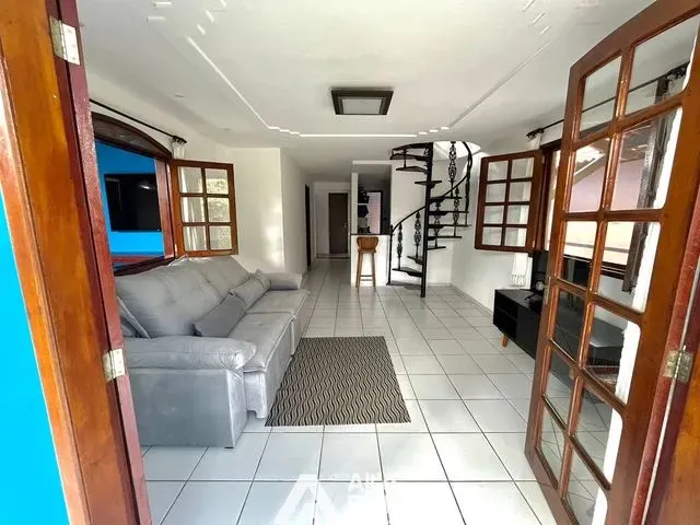 Imagem 6: Casa em Prive | 04 Dormitorios