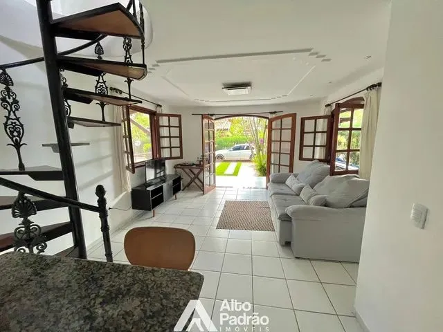 Imagem 4: Casa em Prive | 04 Dormitorios
