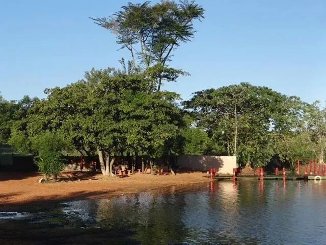 Imagem 12: Casa Próximo Ao Rio / Casa Grande e Carvalho