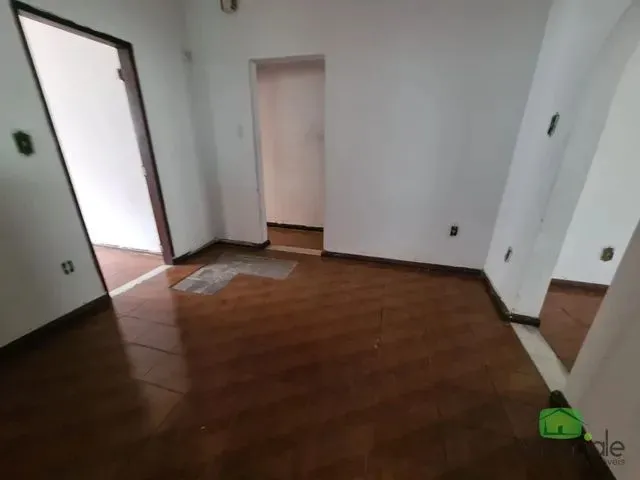 Imagem 7: Casa com 4 Dormitórios À Venda em Contagem