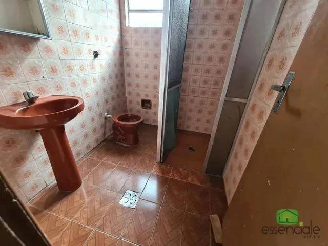 Imagem 16: Casa com 4 Dormitórios À Venda em Contagem