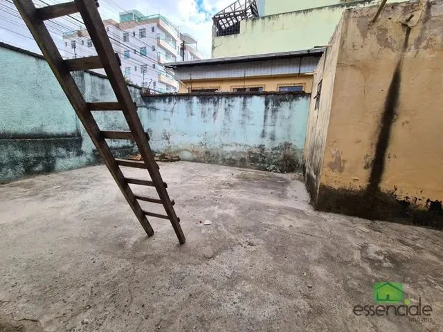 Imagem 6: Casa com 4 Dormitórios À Venda em Contagem