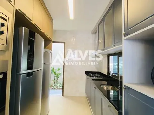 Imagem 6: Casa com 3 Quartos Sendo 1 Suíte Master com Closet em Condomínio