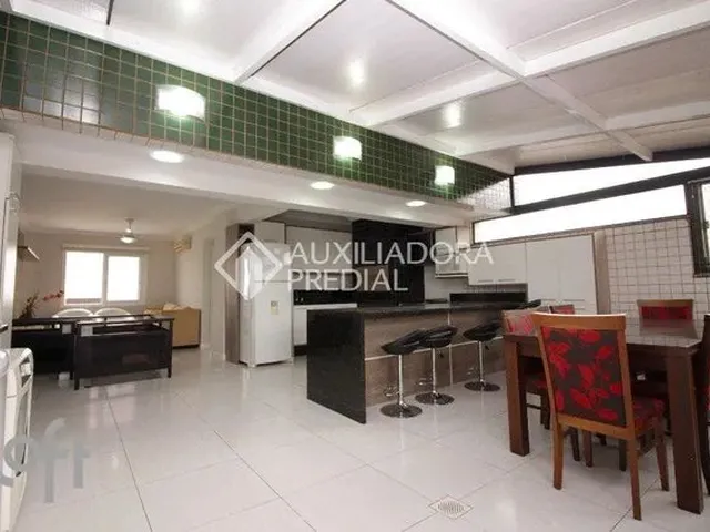 Imagem 1: Apartamento À Venda em Centro com 153 M², 4 Quartos, 1 Suíte, 4 Vagas