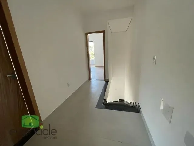 Imagem 3: Casa com 3 Dormitórios À Venda em Contagem