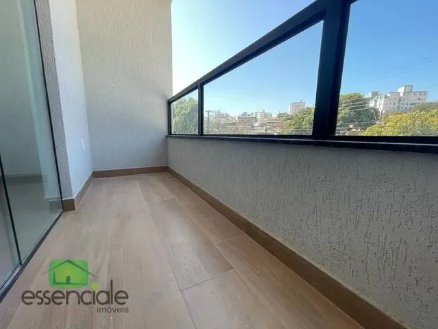 Imagem 6: Casa com 3 Dormitórios À Venda em Contagem