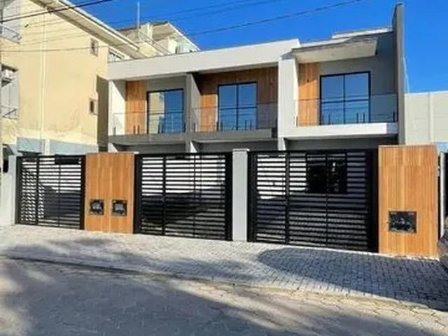 Imagem: Casa com 2 Dormitórios À Venda, 53 M²