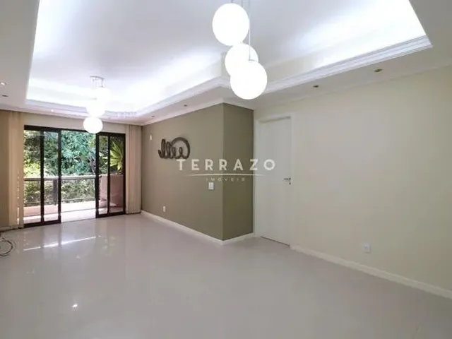 Imagem: Apartamento À Venda, 3 Quartos, 1 Suíte
