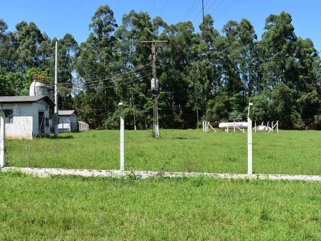 Imagem: Área de Terra Localizado(A) no Bairro em