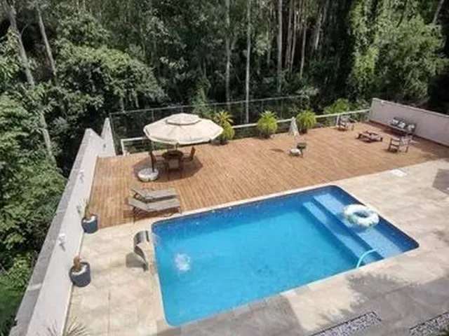 Imagem: Sobrado Semi Mobiliado com 3 Suítes para