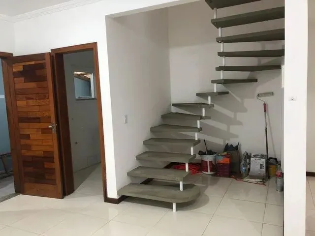 Imagem 4: Casa para Venda em Florianópolis, Ingleses, 2 Dormitórios, 2 Suítes, 3 Banheiros, 2