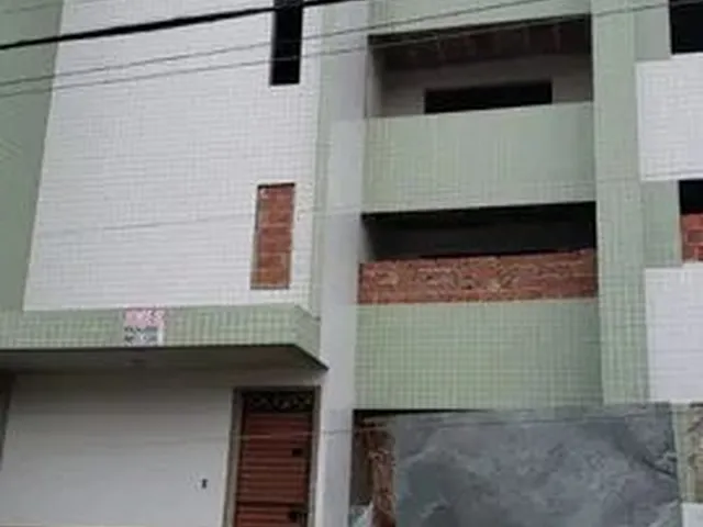 Imagem: Prédio Residencial em Fase de Acabamento