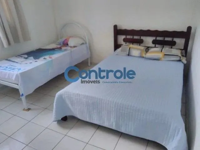 Imagem 2: Casa 04 Dormitórios Praia da Pinheira Á 500 Metros do Mar