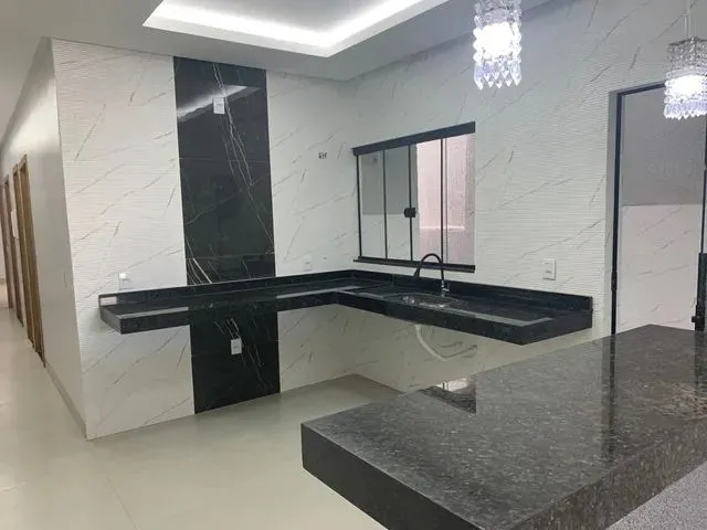 Imagem 10: Casa para Venda em Goiânia, Setor Orienteville, 3 Dormitórios, 1 Suíte, 3 Banheiros, 3