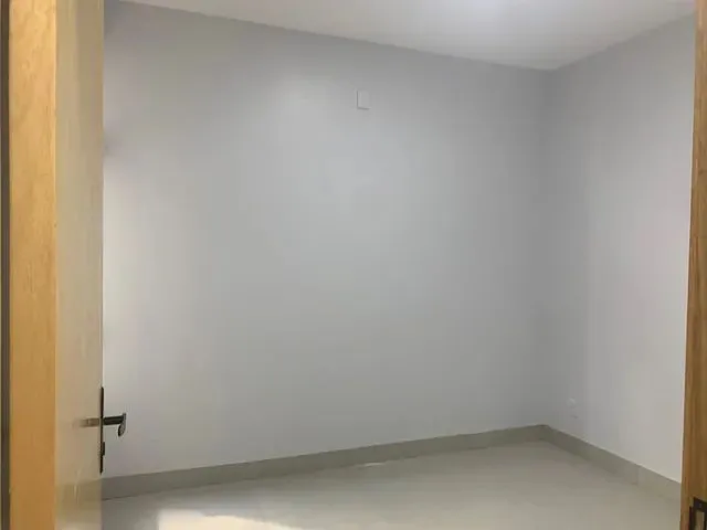 Imagem 12: Casa para Venda em Goiânia, Setor Orienteville, 3 Dormitórios, 1 Suíte, 3 Banheiros, 3