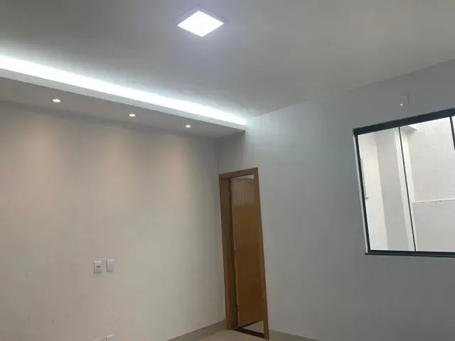 Imagem 3: Casa para Venda em Goiânia, Setor Orienteville, 3 Dormitórios, 1 Suíte, 3 Banheiros, 3