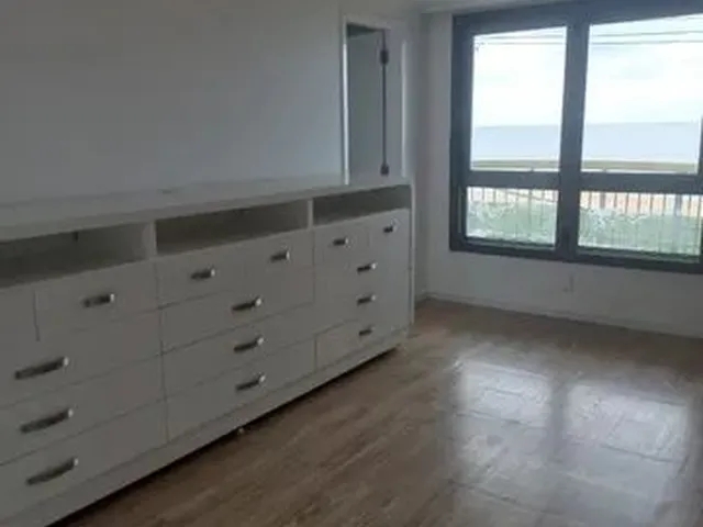Imagem: O apartamento possui 3 Dormitórios, 2 Suítes, 3