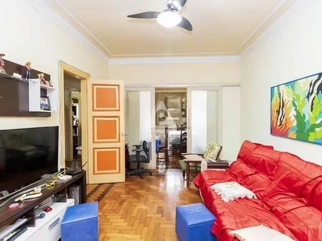 Imagem 8: Casa Tríplex - 5 Quartos - Área Externa - em Rua Nobre de Laranjeiras