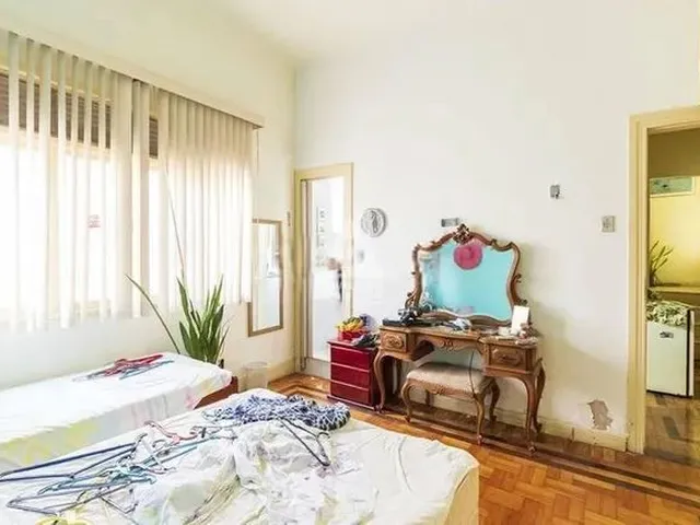Imagem 10: Casa Tríplex - 5 Quartos - Área Externa - em Rua Nobre de Laranjeiras