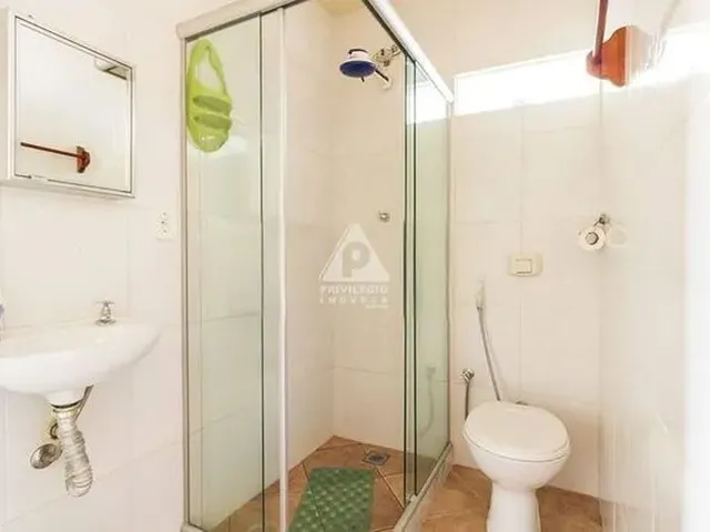 Imagem 15: Casa Tríplex - 5 Quartos - Área Externa - em Rua Nobre de Laranjeiras