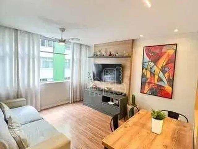 Imagem: Apartamento com 2 Dormitórios À Venda