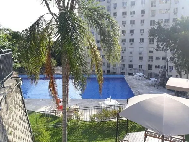 Imagem: Apartamento para Venda com 2 Quartos e Área