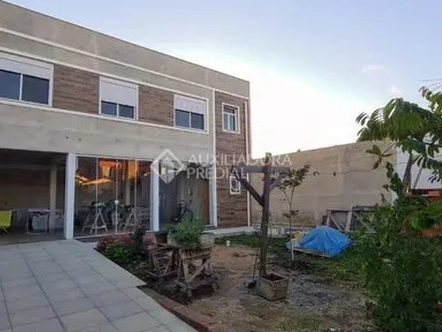 Imagem: Casa À Venda em Niterói com 270 M², 4