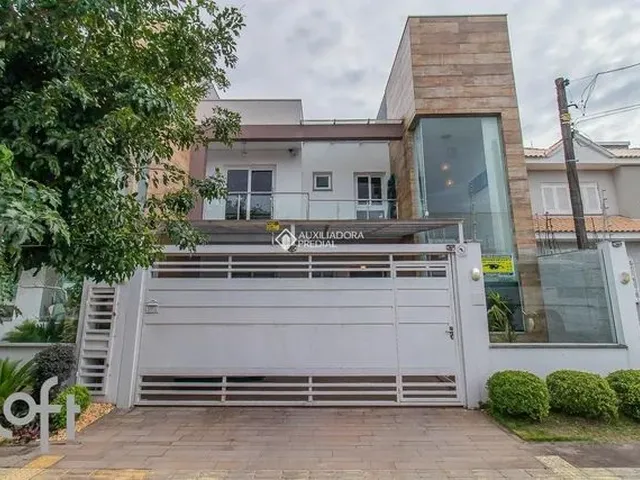 Imagem 1: Casa À Venda em Estância Velha com 148 M², 3 Quartos, 1 Suíte, 2 Vagas