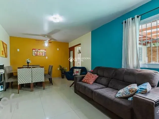 Imagem: Casa À Venda em Olaria com 55 M², 2 Quartos