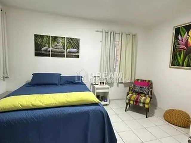 Imagem 16: Casa para Venda Possui 280 Metros Quadrados com 4 Quartos em Hipódromo - Recife - Pe