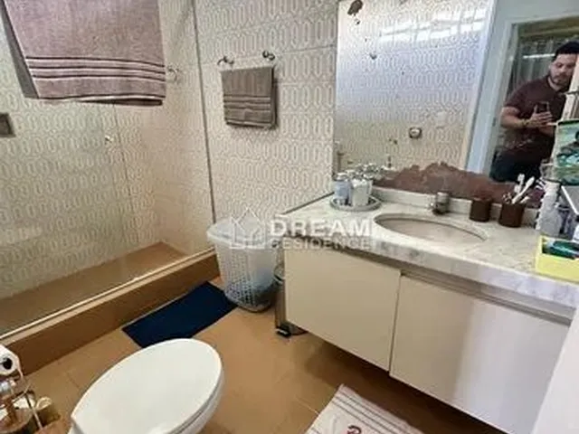 Imagem 7: Casa para Venda Possui 280 Metros Quadrados com 4 Quartos em Hipódromo - Recife - Pe