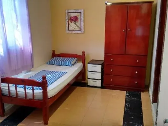 Imagem 3: Quarto com Banheiro Individual (Suíte) com Pagamento Mensal - Centro Macaé