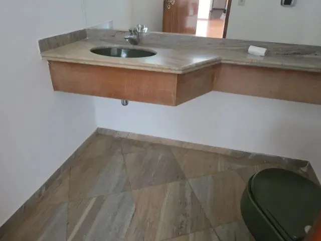 Imagem 16: 04 Quartos, 02 Suítes, 02 Vagas de Garagem