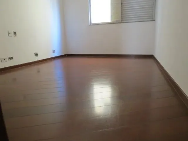 Imagem 14: 04 Quartos, 02 Suítes, 02 Vagas de Garagem