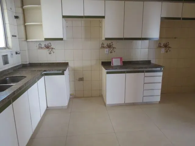 Imagem 6: 04 Quartos, 02 Suítes, 02 Vagas de Garagem