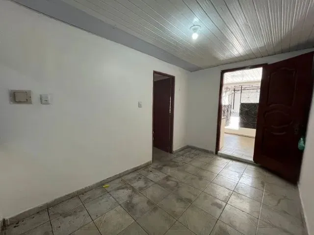 Imagem 9: Alugo Excelente Casa na Av Conselheiro Furtado Entre Jose Bonifácio e Barão de Mamoré