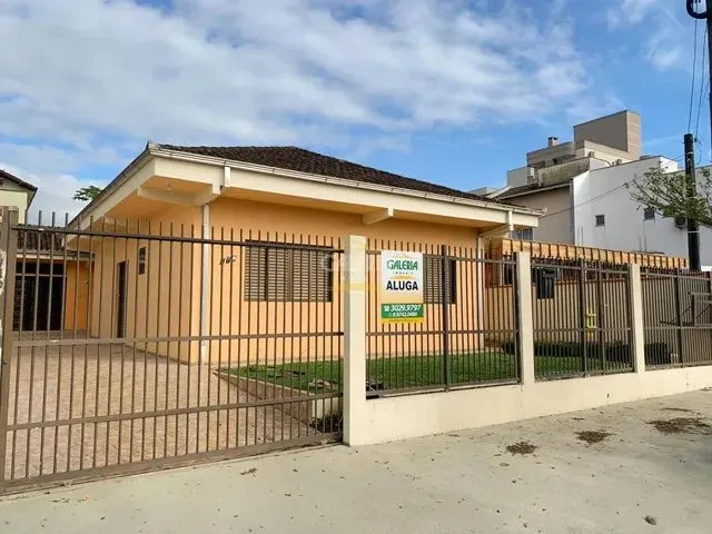 Imagem 1: Casa no Vila Nova com 2 Quartos para Locação, 111 M²