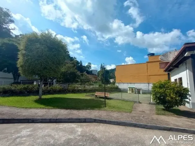 Imagem: Apartamento de 2 Quartos, Semi-Mobiliado